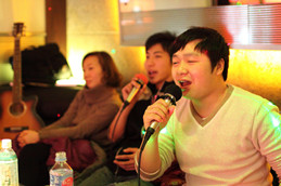 潤滿弱電工程公司舉辦K歌大賽 潤滿弱電工程公司舉辦K歌大賽
