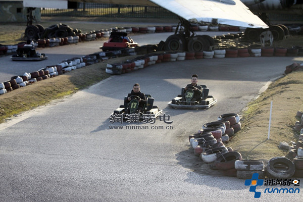 潤滿弱電開卡丁車留念 潤滿弱電開卡丁車留念
