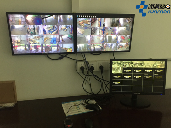 益嘉物流倉庫無線覆蓋監控室.jpg 益嘉物流倉庫無線覆蓋監控室.jpg